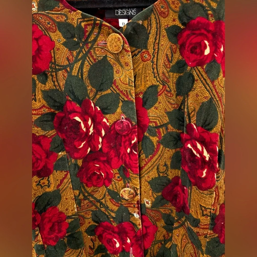 Vintage Tapestry Design Red Yellow Green Floral Velvet Blazer Button Grandmacore